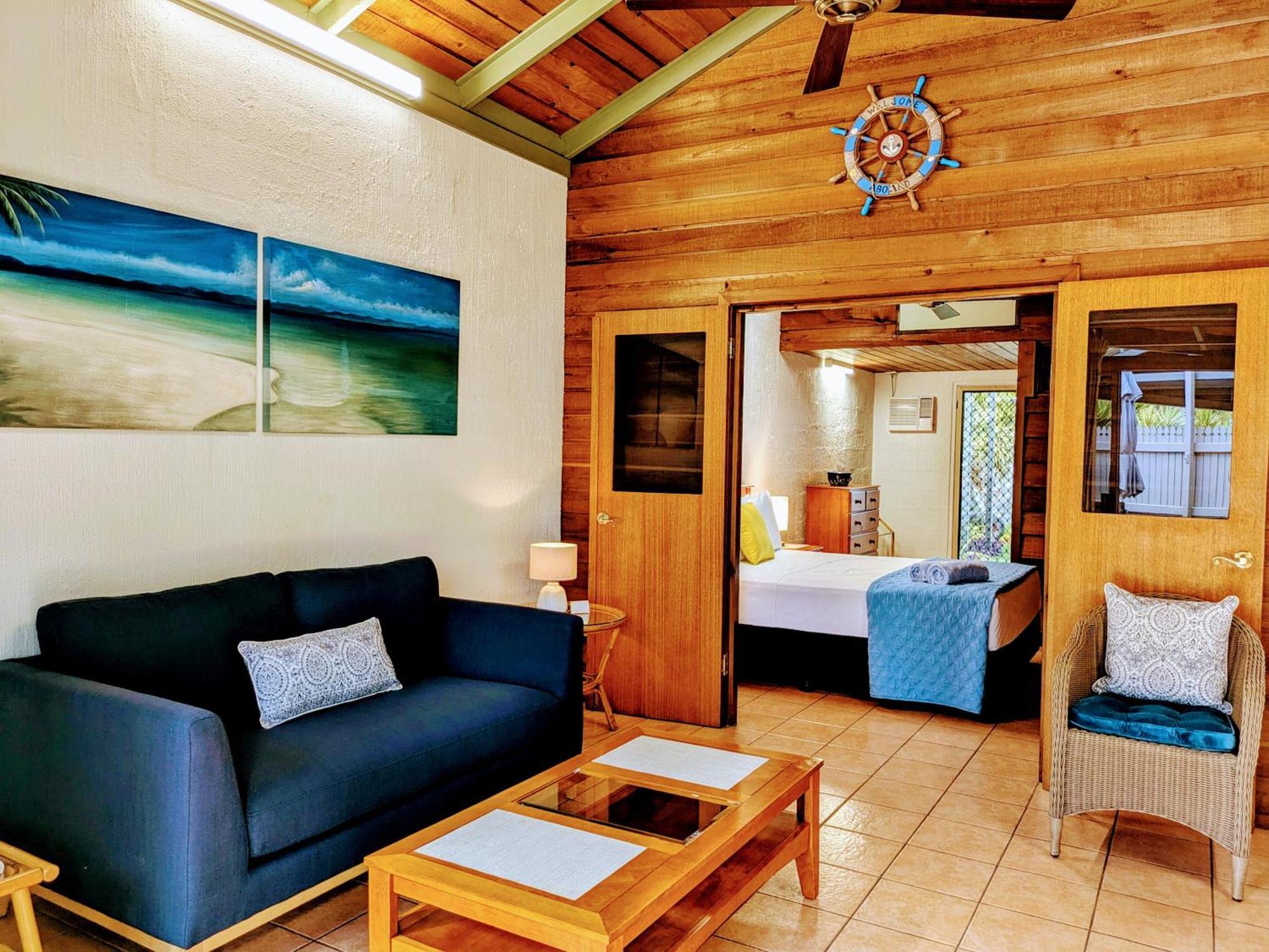 Beachside Cottage - a private peaceful hidden gem Nelly Bay Buitenkant foto