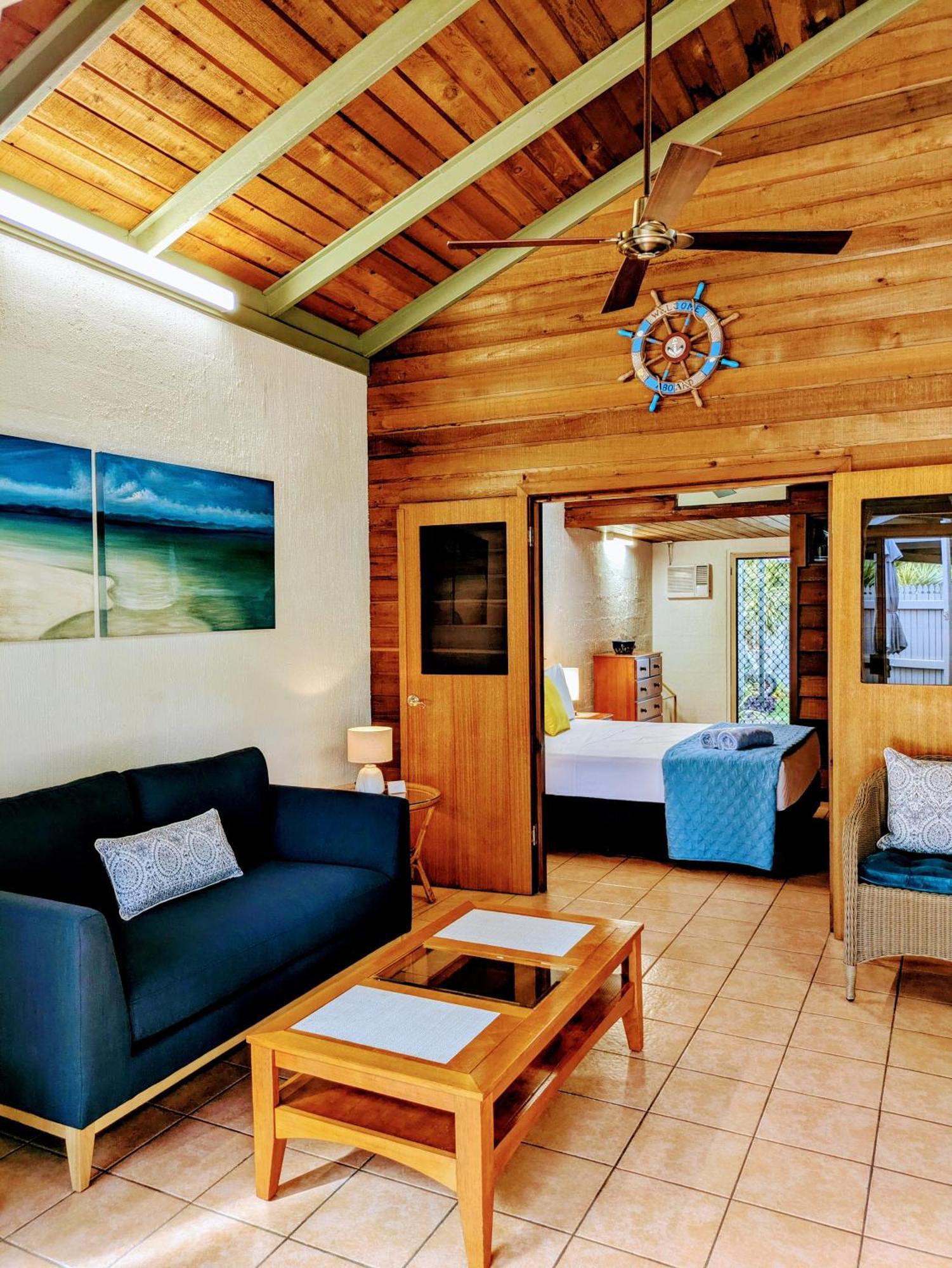 Beachside Cottage - a private peaceful hidden gem Nelly Bay Buitenkant foto