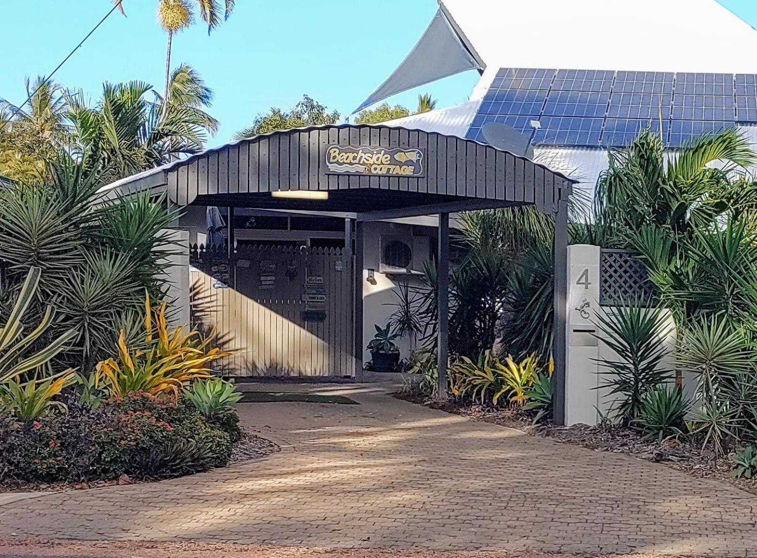 Beachside Cottage - a private peaceful hidden gem Nelly Bay Buitenkant foto